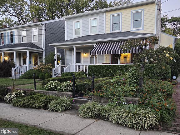 2nd image of 531 2nd St