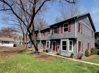 202 S Washington St APT A, Wheaton, IL 60187