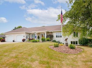 N1621 S Main St, Fort Atkinson, WI 53538
