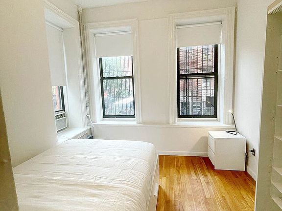 4th image of 168 Stanton St #1A