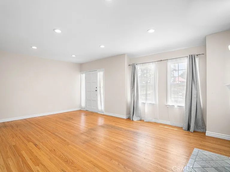 247 W Santa Anita Ave — Photo 7