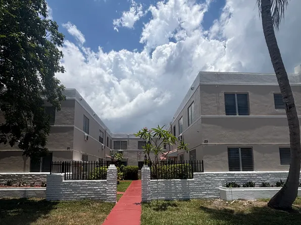 25 Navarre Ave APT 3, Coral Gables, FL 33134