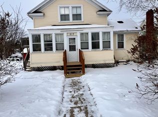 517 Roosevelt St, Coleraine, MN 55722