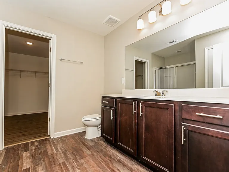 1083 Coldwater Dr — Photo 11