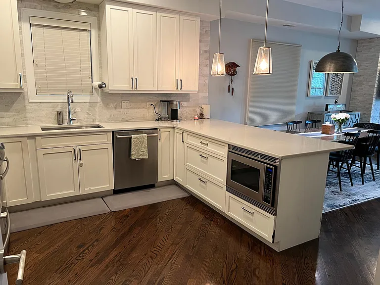 632 W Schubert Ave #2 — Photo 3