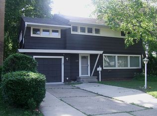 128 Larch St, Saginaw, MI 48602