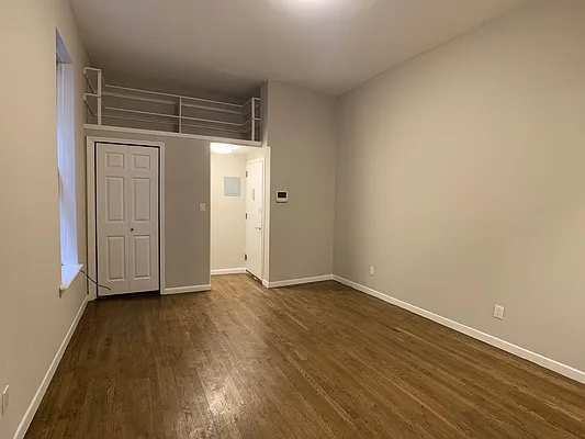 Rented by Tourma Realty LLC | media 10