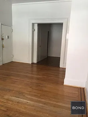 Rented by Bond New York | media 3
