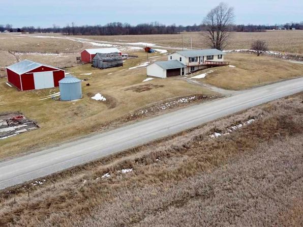 2302 110th St, Marengo, IA 52301
