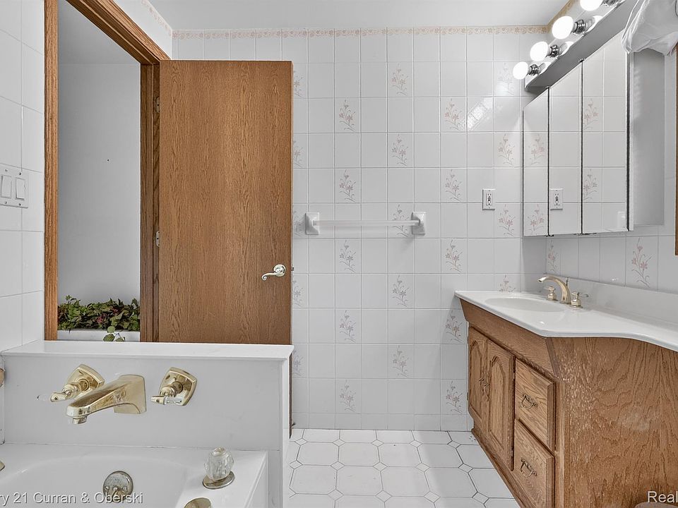 4580 Parkside Blvd, photo 30