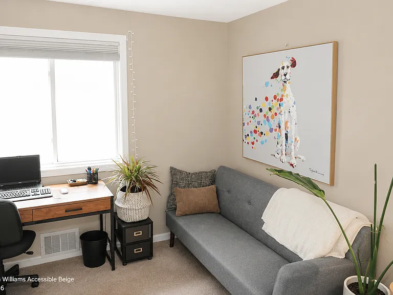 Home office/bedroom