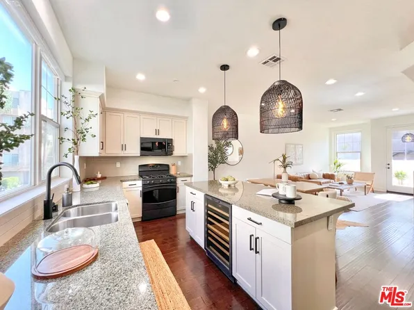 6519 1/2 La Mirada Ave, Los Angeles, CA 90038
