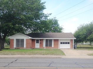 1101 N Ben Wilson St, Victoria, TX 77901