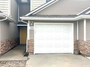 21090 Millridge St, Spring Hill, KS 66083
