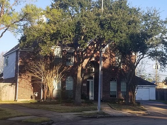3rd image of 2206 Primwood Ct