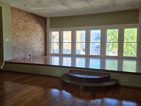 88 W Main St #1