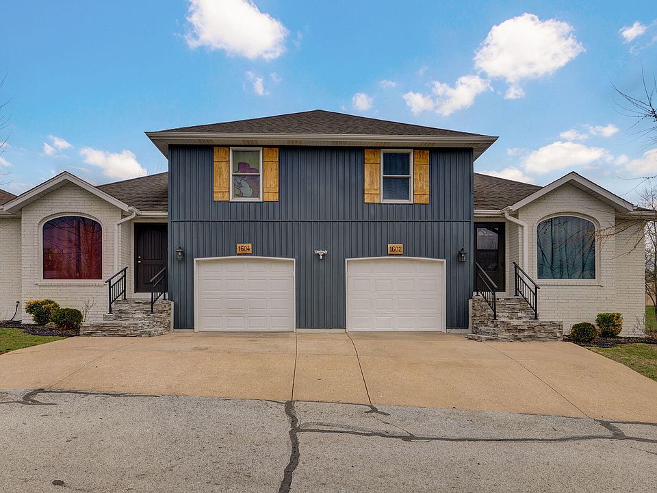 1st image of 1602 1604 Sherwood Court