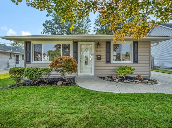 5601 Park St, Mentor On The Lake, OH 44060