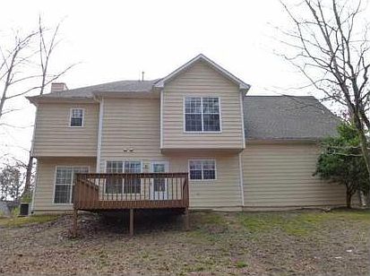 2nd image of 3202 Chesterfield Ct
