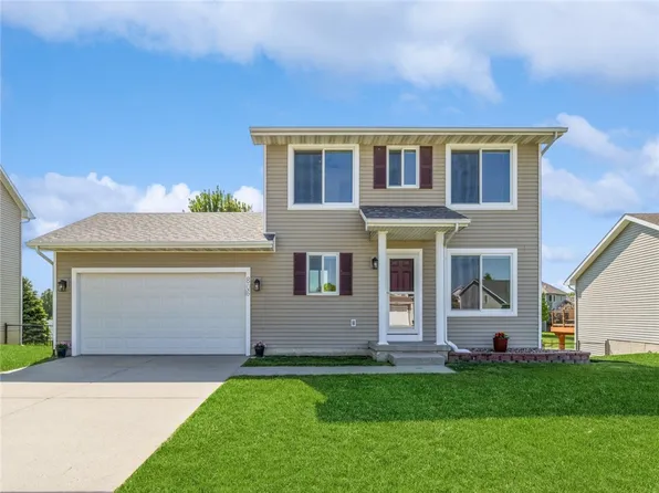 806 SE Woodbine Dr, Grimes, IA 50111