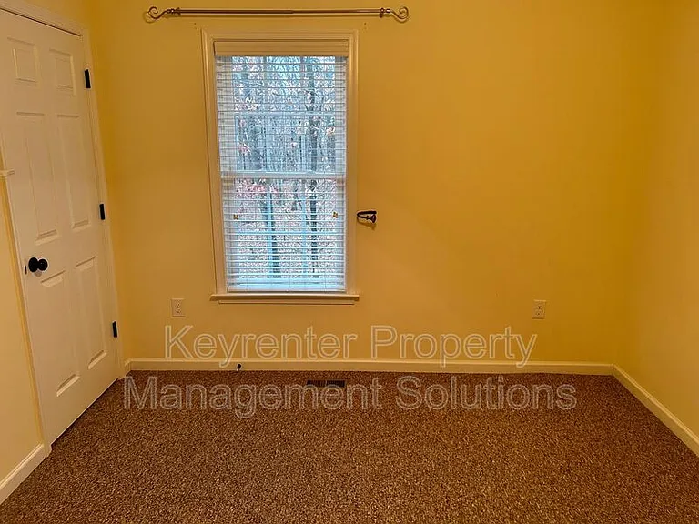 107 Oakstone Run — Photo 26