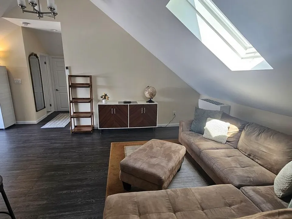 90 N Broadway #1