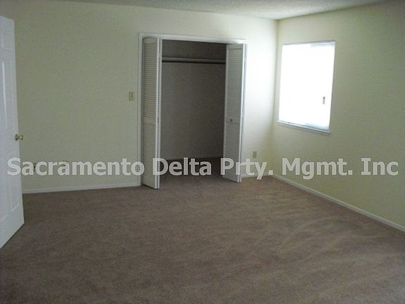 5th image of 7401 Auburn Oaks Ct APT P