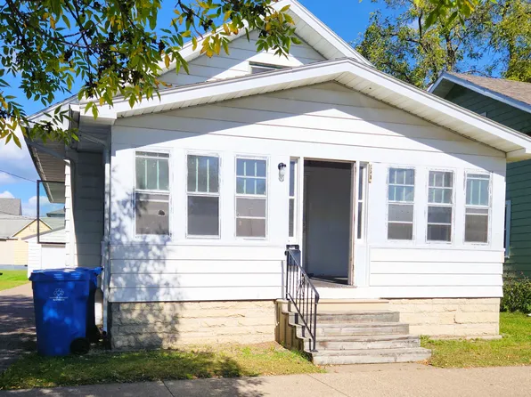 374 W Mark St, Winona, MN 55987