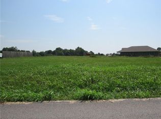 1617 Pautsky Ln, Bentonville, AR 72713