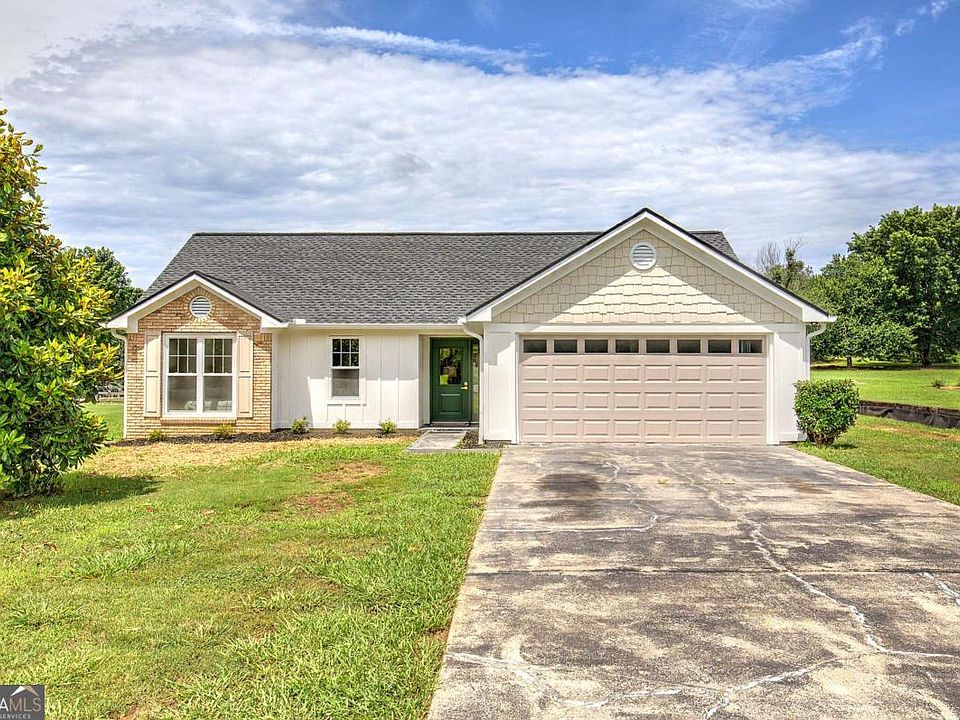 1st image of 516 Brown Farm Rd