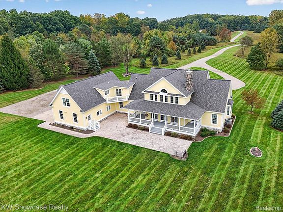 2nd image of 6624 W Coon Lake Rd