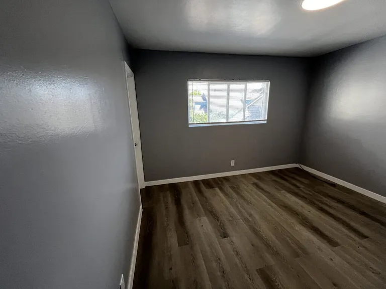 6028 Stafford Ave #G — Photo 15