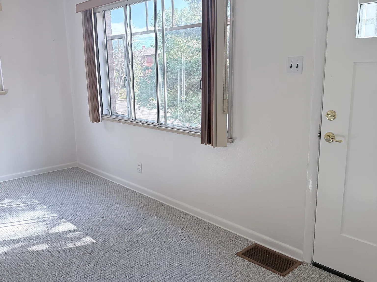 1828 Fremont Ave — Photo 3