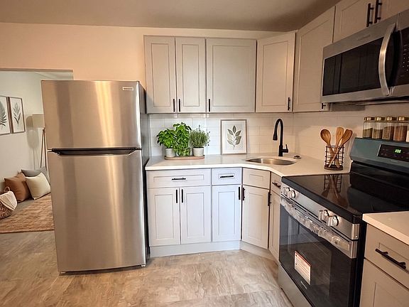 3rd image of 3411 Frankford Ave Floor 1