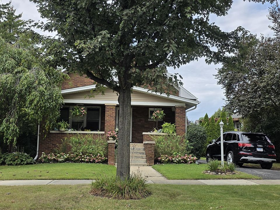 1st image of 114 S Edward St