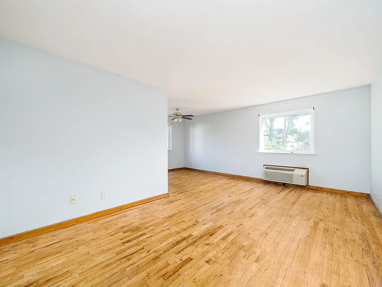 6713 Polk St #6 — Photo 7