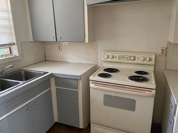 5th image of 3367 Willow Lane Dr