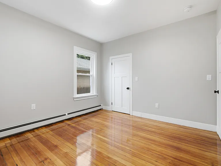 134-136 Roma St #1 — Photo 4