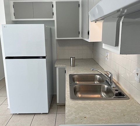 4th image of 4351 Tahitian Gardens Cir APT D