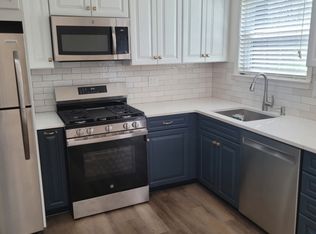 1004 Normandy Ct, Flemington, NJ 08822