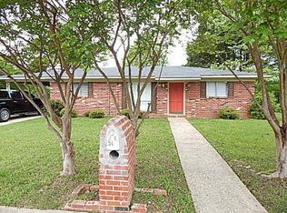 68 River Rd, Columbia, MS 39429