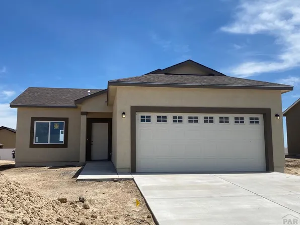 3560 Bobtail Ln, Pueblo, CO 81005