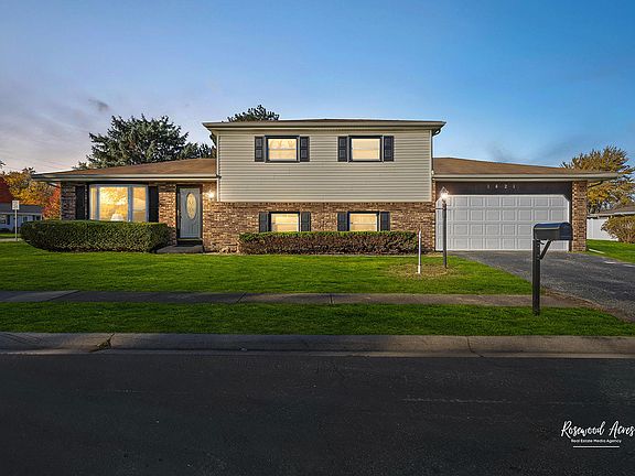 2nd image of 1421 Mid Ct