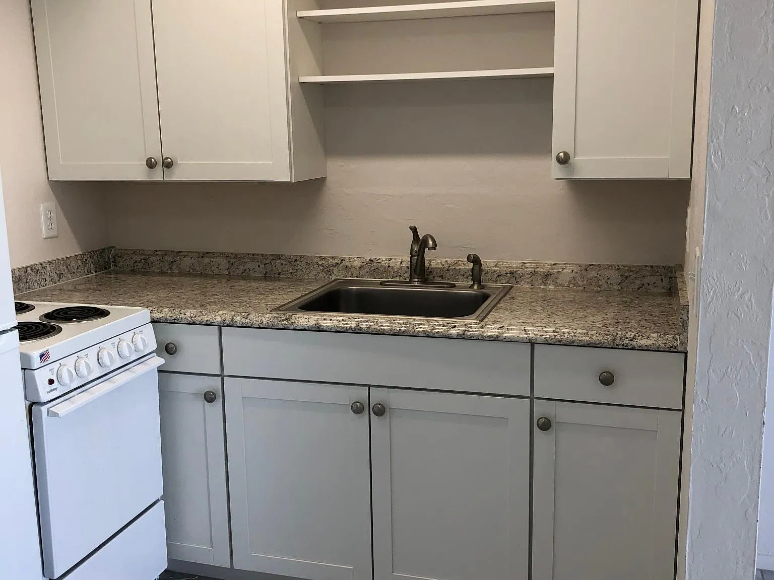 12729 McGregor Blvd — Photo 3