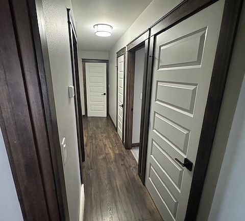 hallway to bedrooms/bathroom