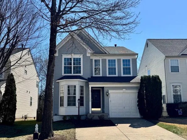 8863 Flatbush Ct, Manassas, VA 20109