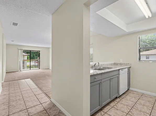 4534 Sleepy Oak Ln, Titusville, FL
