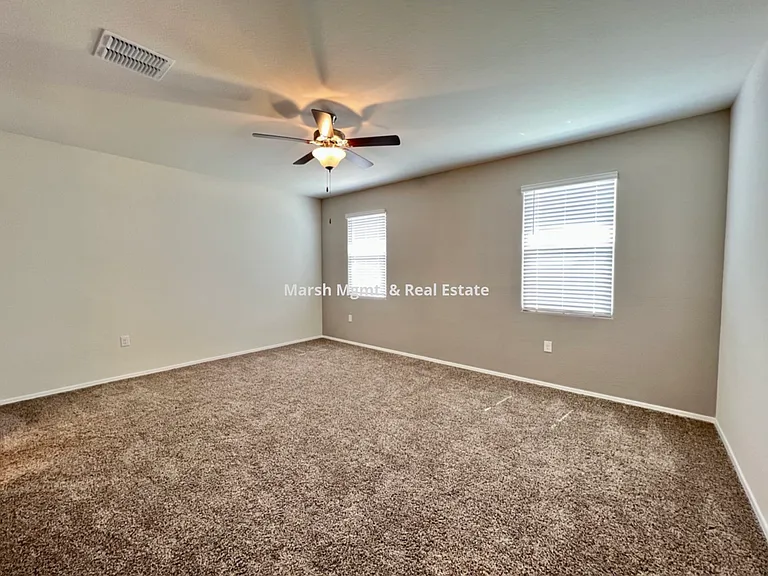 2119 S 46th St — Photo 15