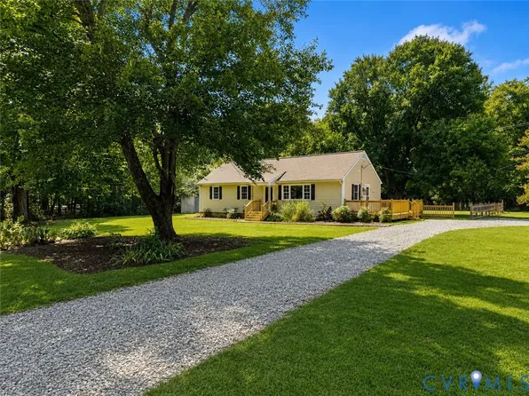 3075 Judes Ferry Rd, Powhatan, VA 23139