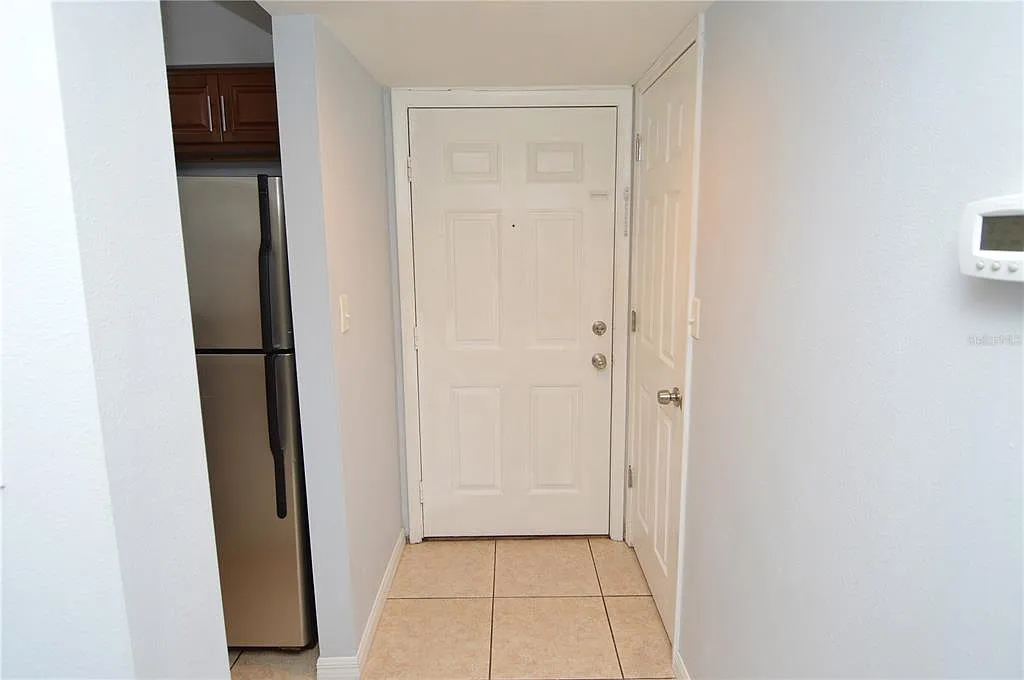 1 bed, 1.0 bath, 625 sqft, $1,365 — Photo 2